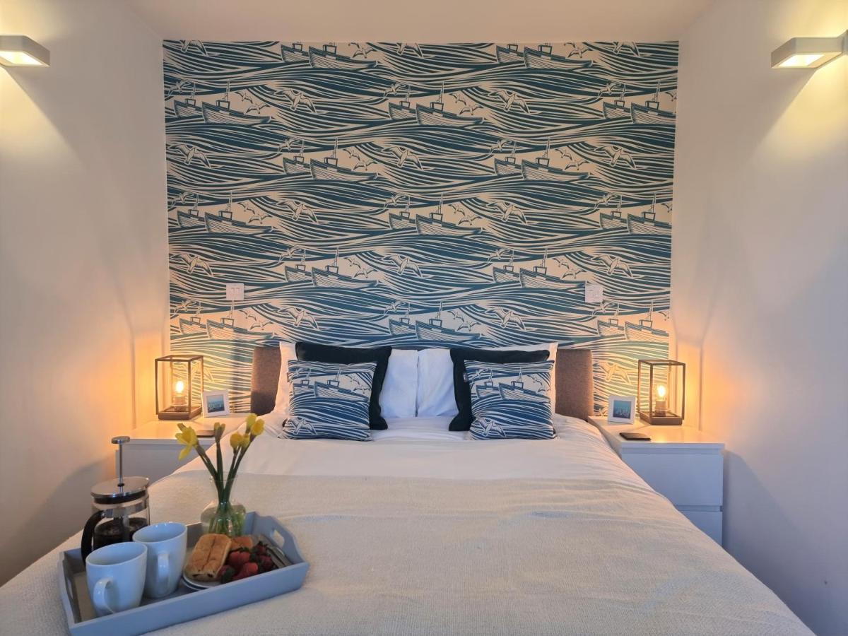The Bunker-Luxe Central Falmouth Getaway With Stunning Sea Views Ngoại thất bức ảnh
