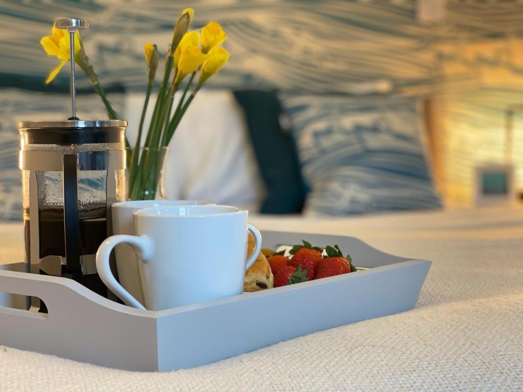 The Bunker-Luxe Central Falmouth Getaway With Stunning Sea Views Ngoại thất bức ảnh